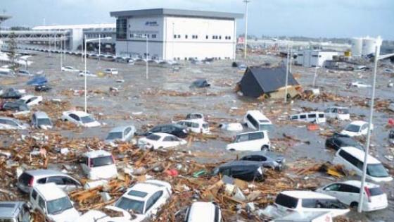 Sendai_Airport_after_the_tsunami.jpg